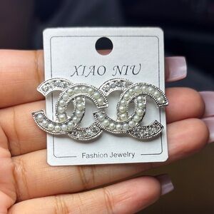 New Silver Rhinestone & Pearl Earrings